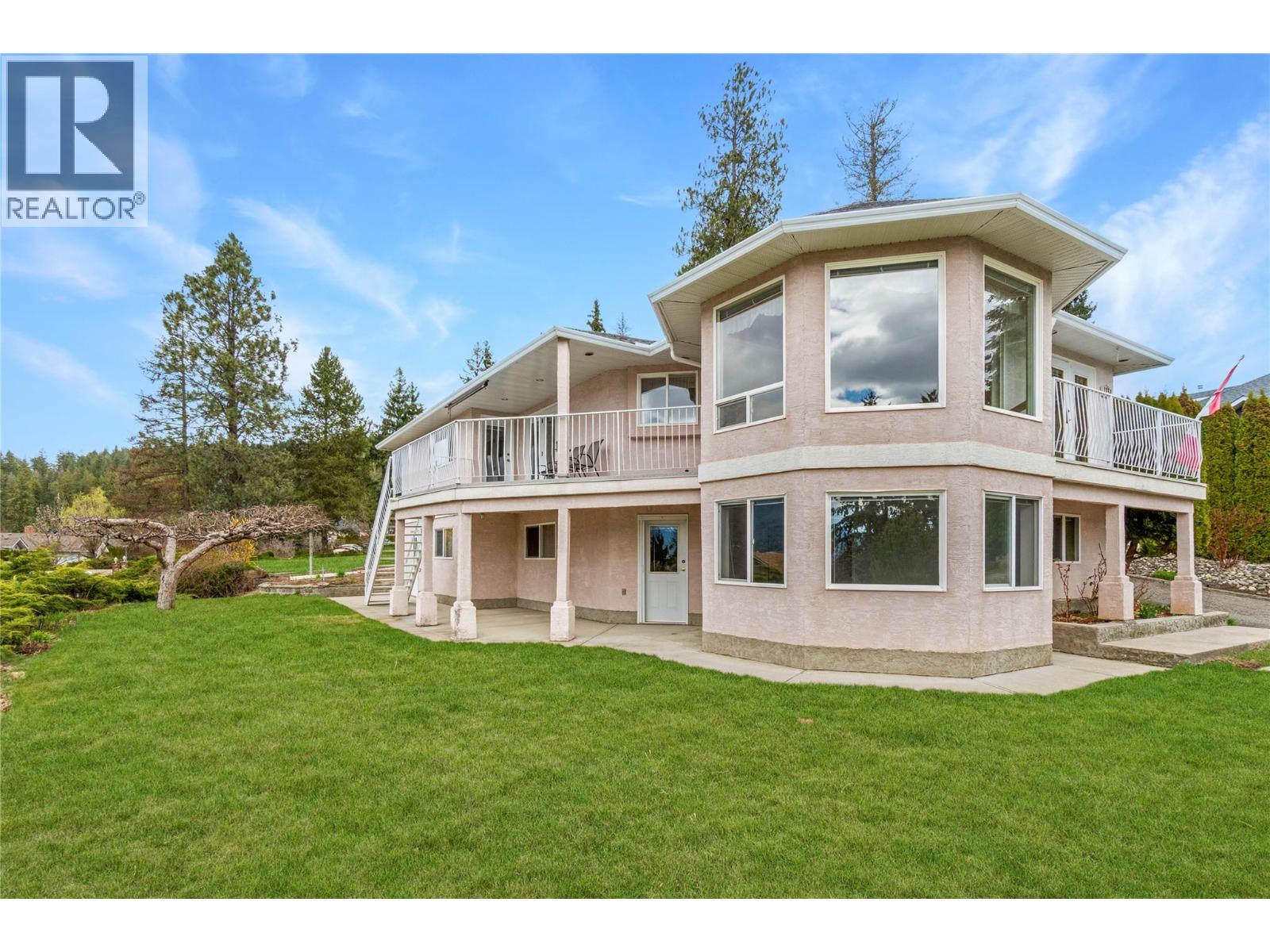 1131 50 Avenue Ne, Salmon Arm, British Columbia  V1E 3N1 - Photo 2 - 10381448