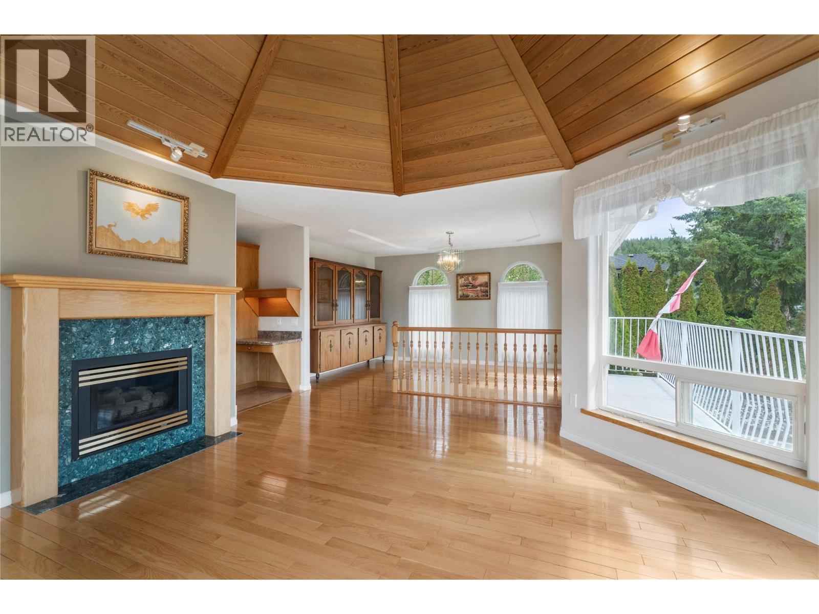 1131 50 Avenue Ne, Salmon Arm, British Columbia  V1E 3N1 - Photo 34 - 10381448