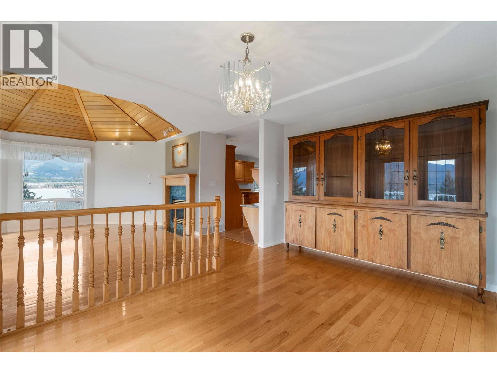 1131 50 Avenue Ne, Salmon Arm, British Columbia  V1E 3N1 - Photo 37 - 10381448