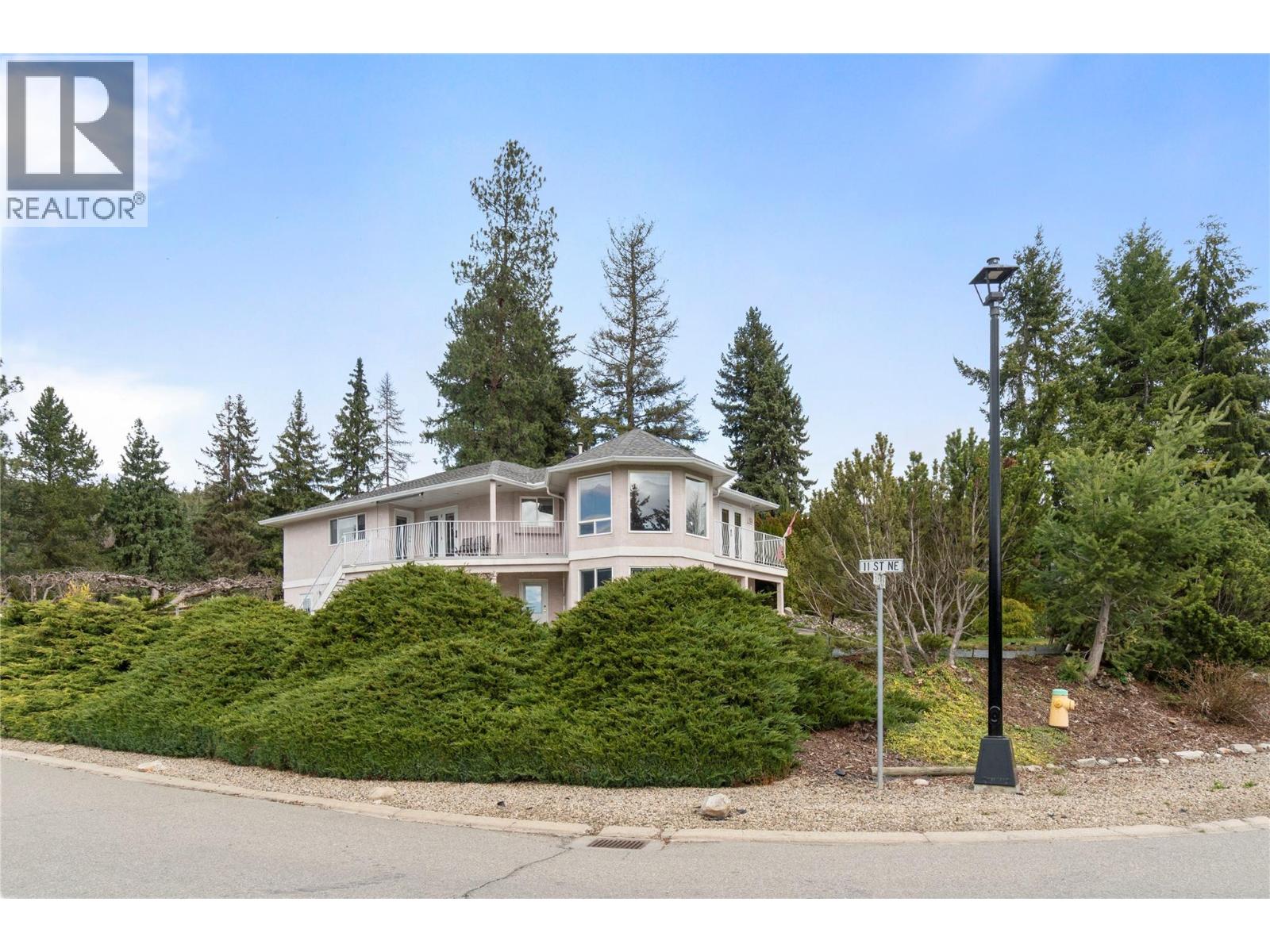 1131 50 Avenue Ne, Salmon Arm, British Columbia  V1E 3N1 - Photo 87 - 10381448