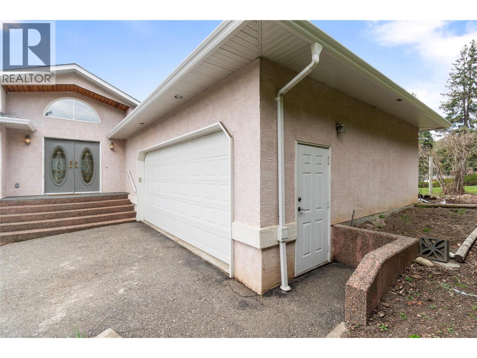 1131 50 Avenue Ne, Salmon Arm, British Columbia  V1E 3N1 - Photo 97 - 10381448