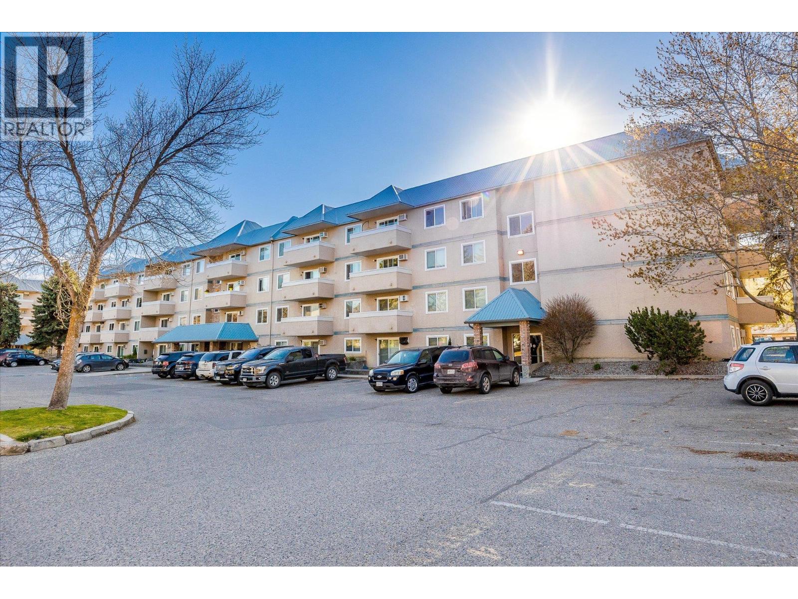 3160 De Montreuil Court Unit# 300, Kelowna, British Columbia  V1W 3W3 - Photo 2 - 10382586