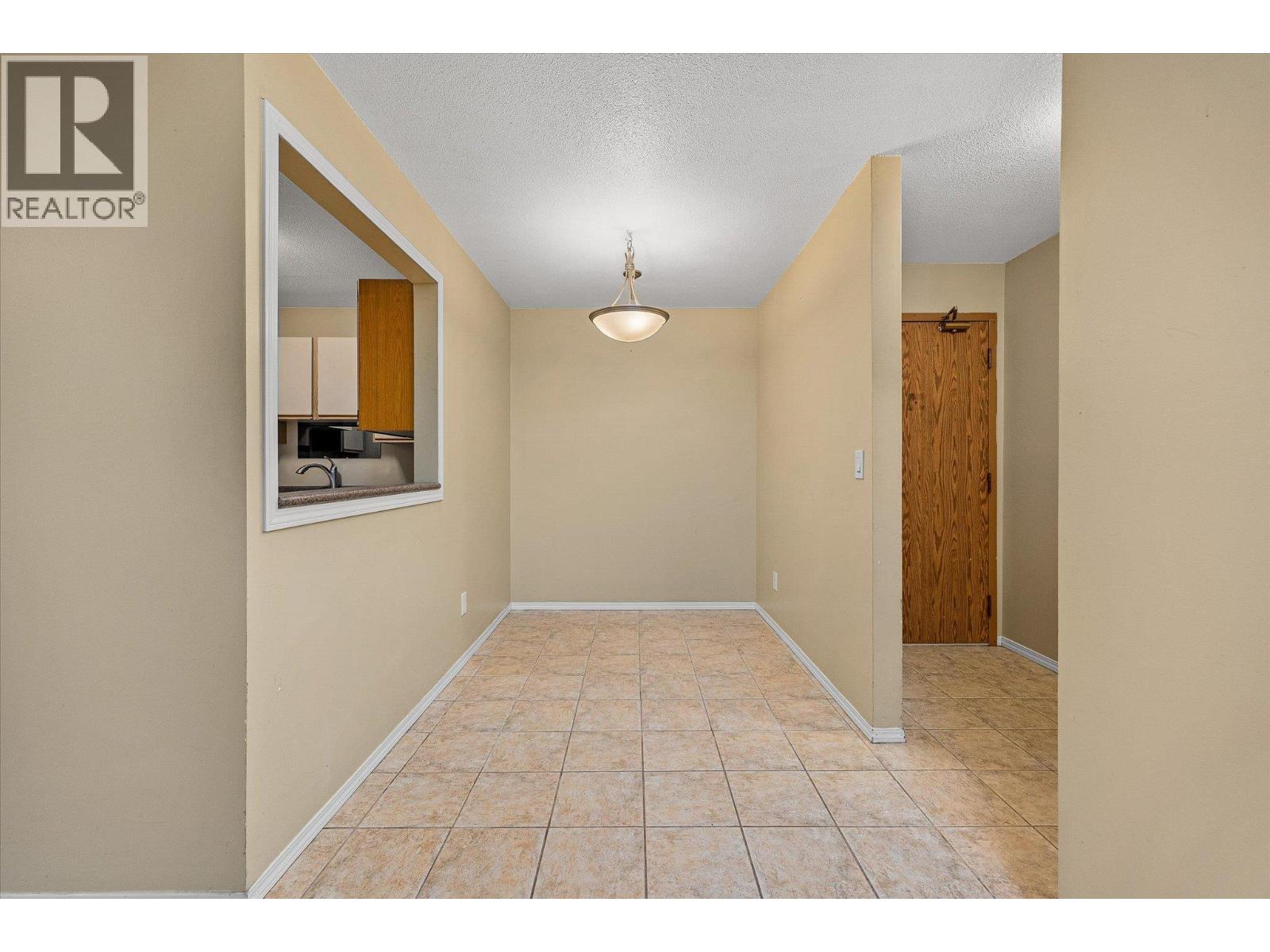 3160 De Montreuil Court Unit# 300, Kelowna, British Columbia  V1W 3W3 - Photo 5 - 10382586