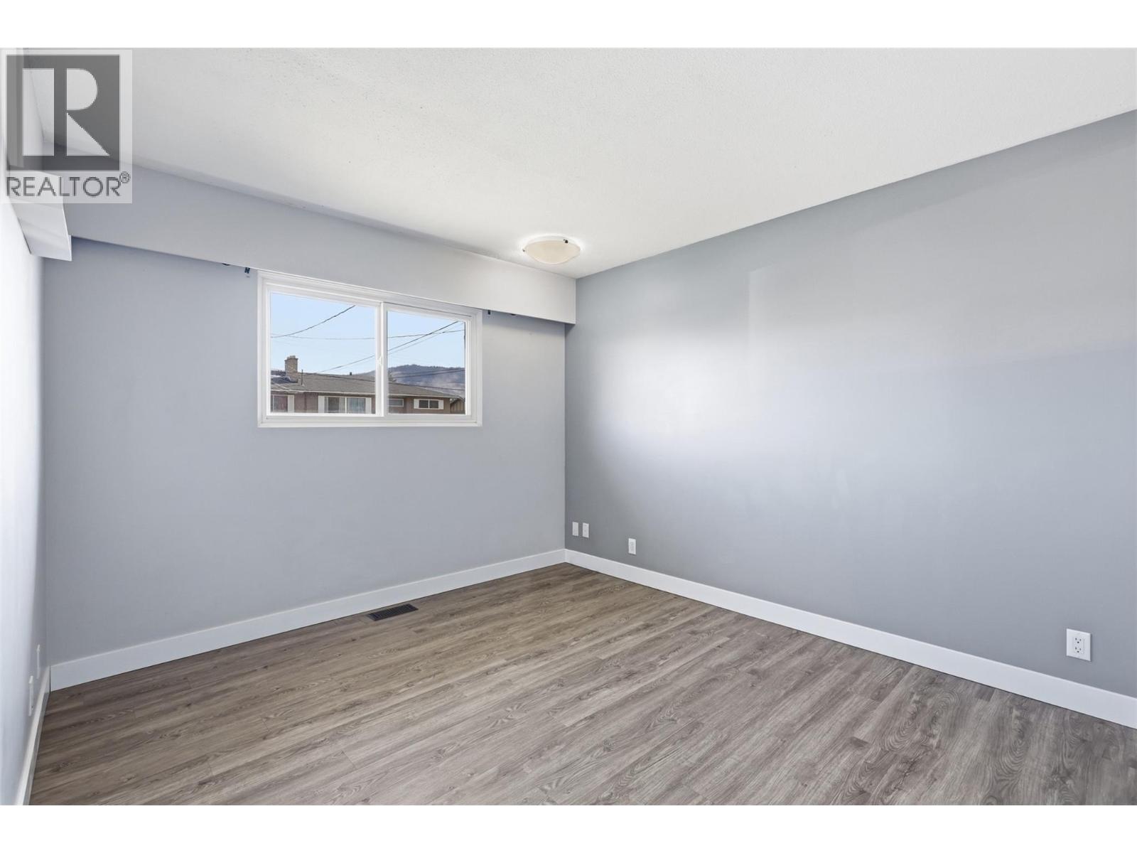 1024 Pembroke Avenue, Kamloops, British Columbia  V2B 1Z4 - Photo 14 - 10382448