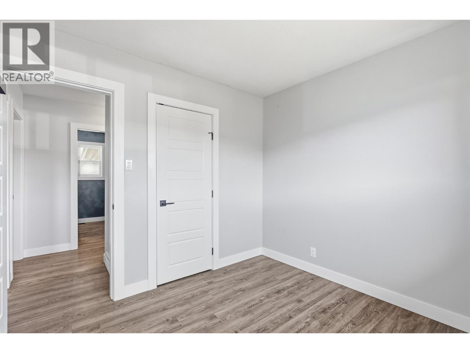 1024 Pembroke Avenue, Kamloops, British Columbia  V2B 1Z4 - Photo 17 - 10382448