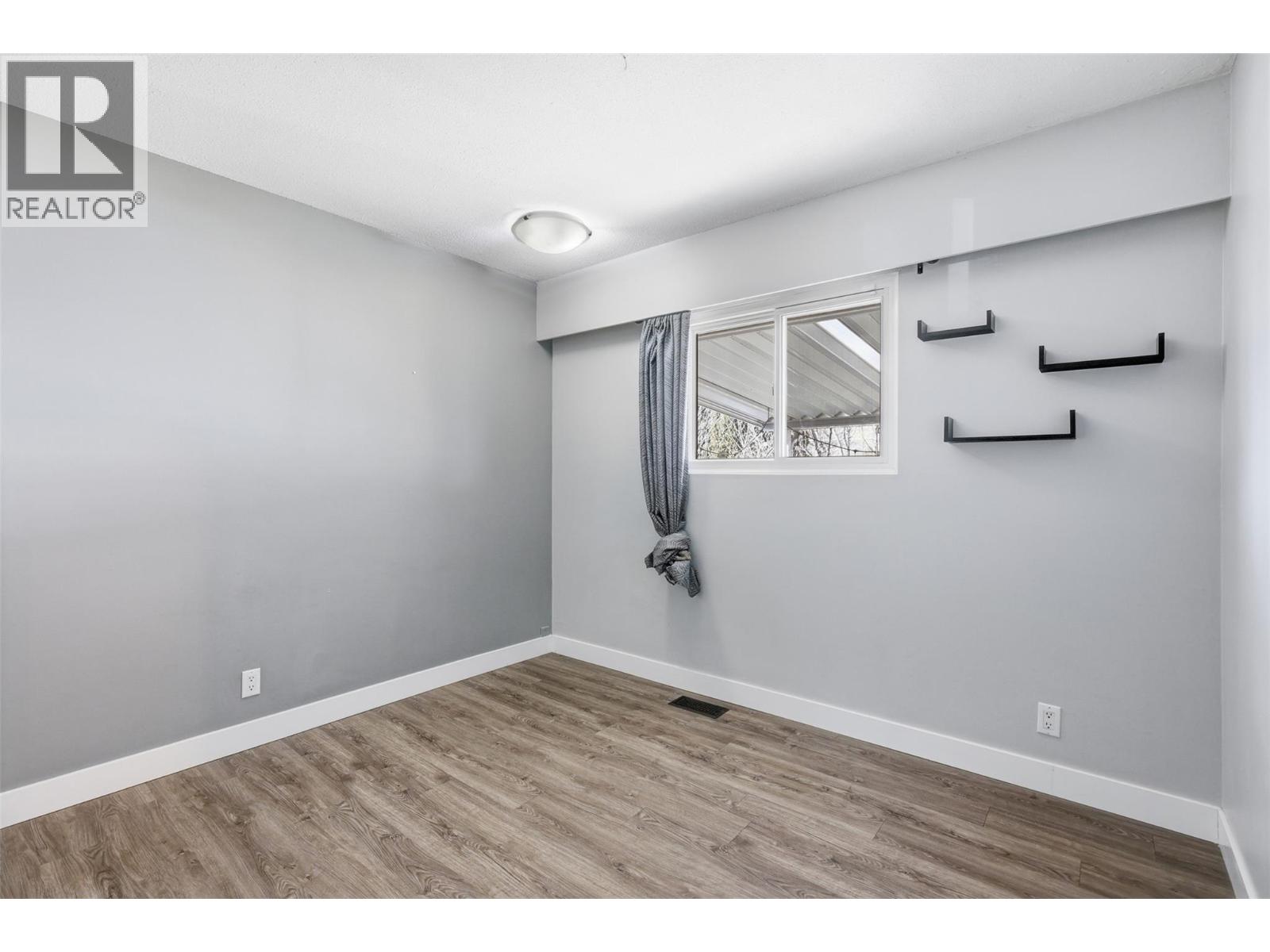 1024 Pembroke Avenue, Kamloops, British Columbia  V2B 1Z4 - Photo 18 - 10382448