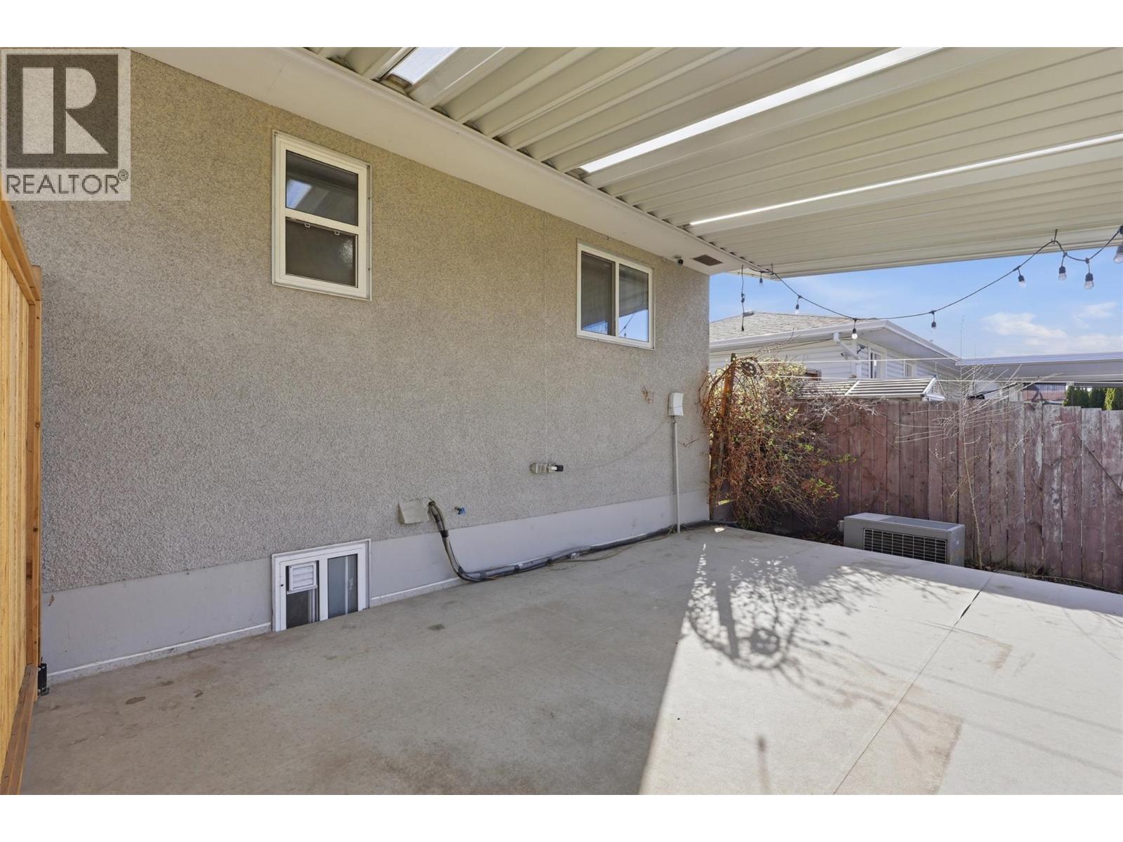 1024 Pembroke Avenue, Kamloops, British Columbia  V2B 1Z4 - Photo 24 - 10382448