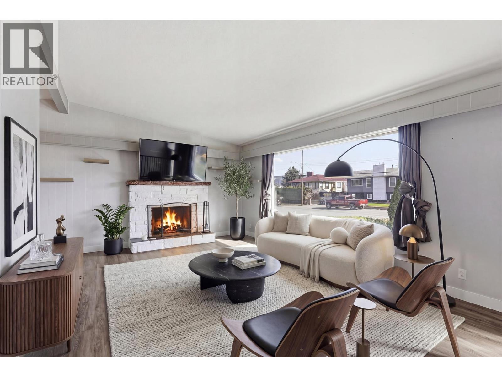 1024 Pembroke Avenue, Kamloops, British Columbia  V2B 1Z4 - Photo 3 - 10382448