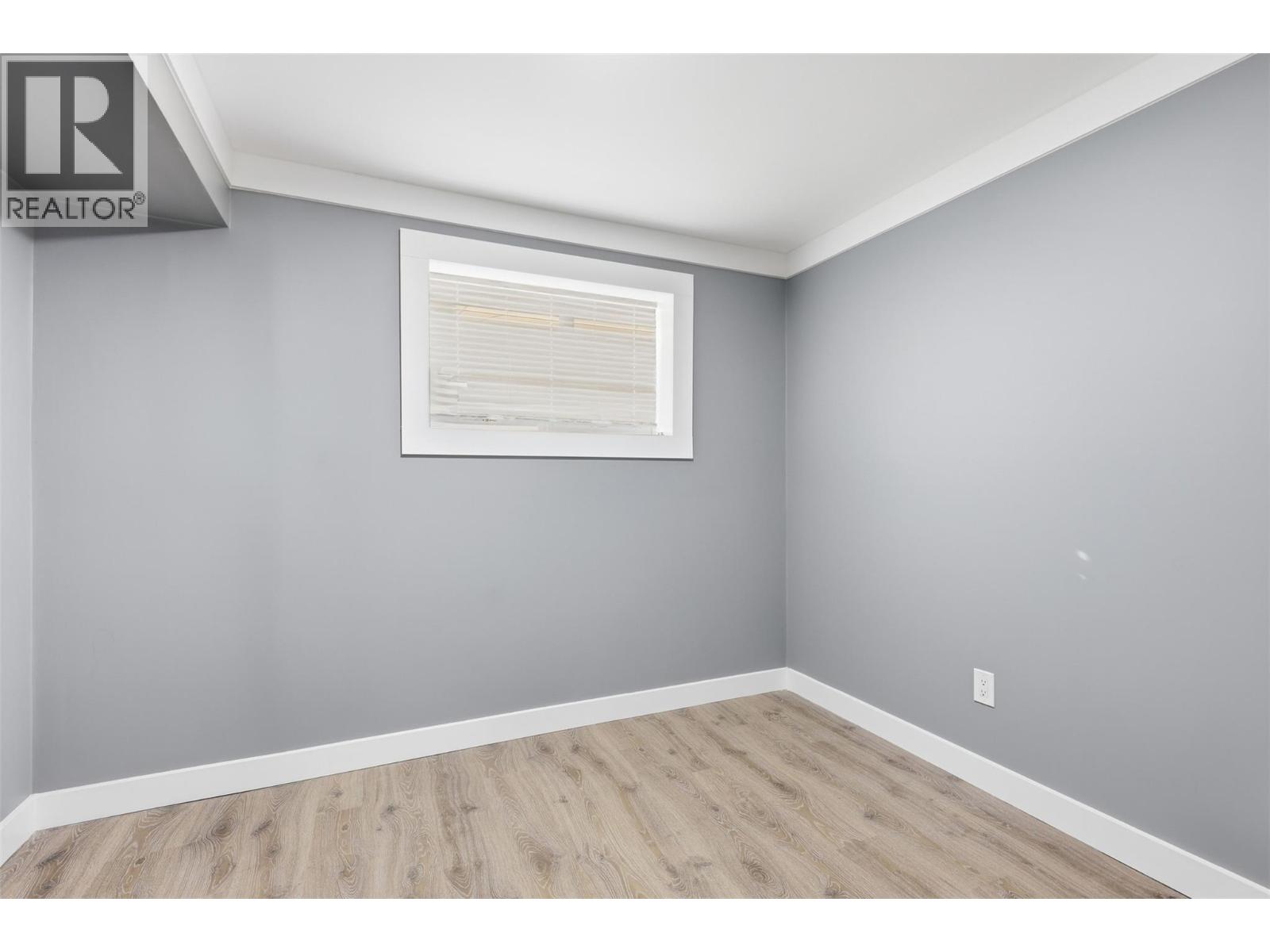 1024 Pembroke Avenue, Kamloops, British Columbia  V2B 1Z4 - Photo 36 - 10382448