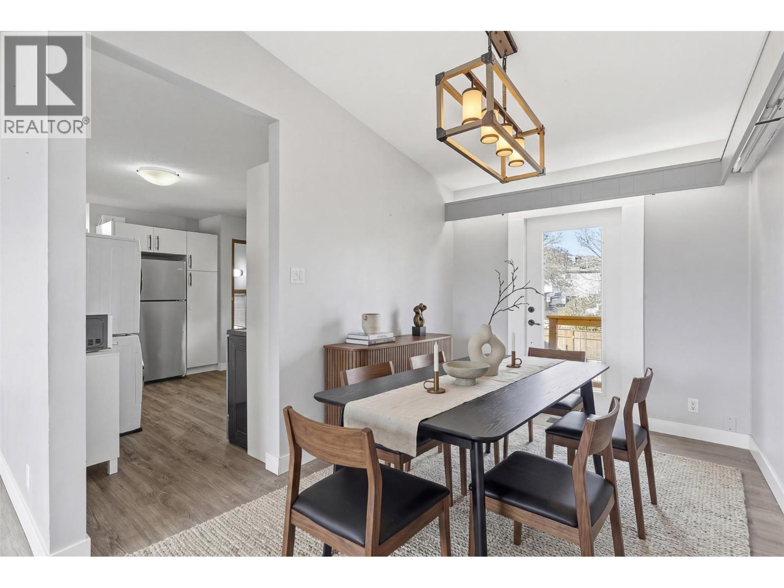 1024 Pembroke Avenue, Kamloops, British Columbia  V2B 1Z4 - Photo 4 - 10382448