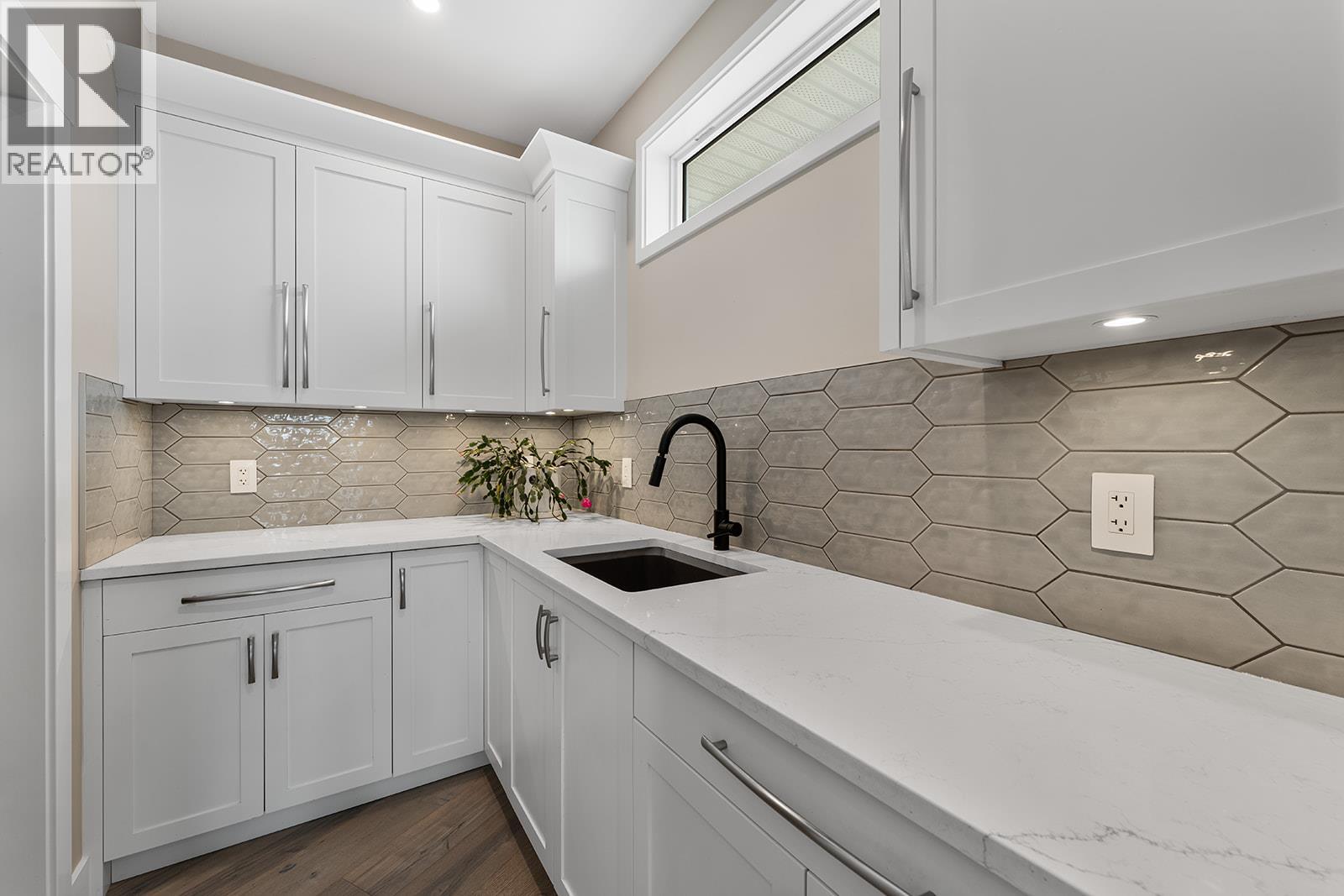 2122 Tramonto Court, Kelowna, British Columbia  V1P 1V1 - Photo 15 - 10380639