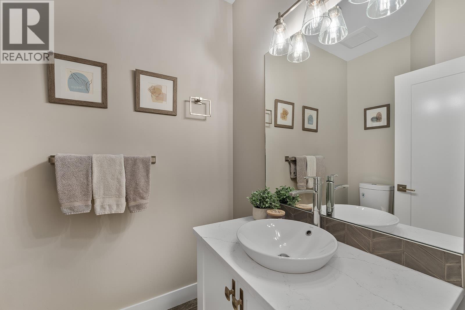 2122 Tramonto Court, Kelowna, British Columbia  V1P 1V1 - Photo 32 - 10380639