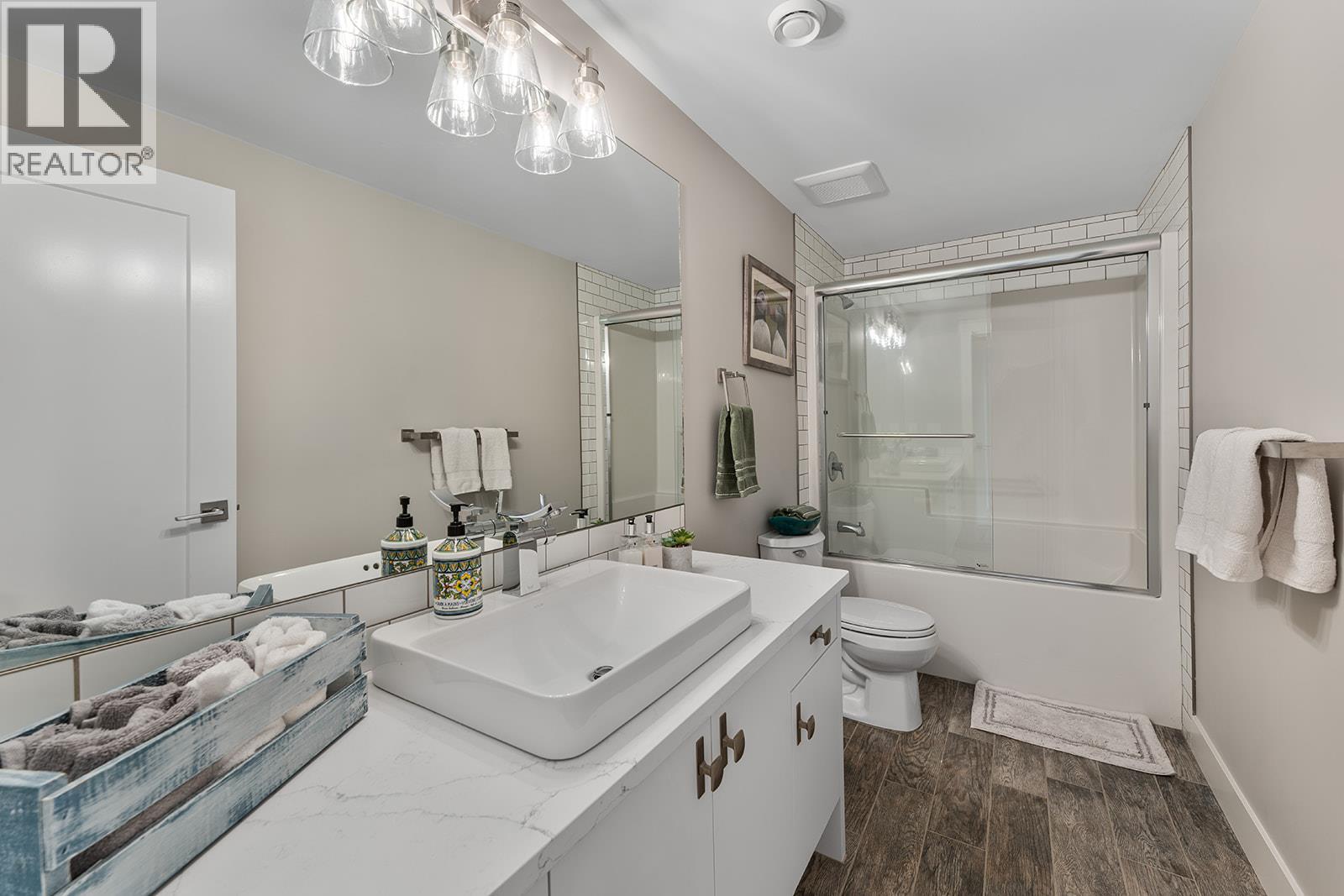 2122 Tramonto Court, Kelowna, British Columbia  V1P 1V1 - Photo 44 - 10380639