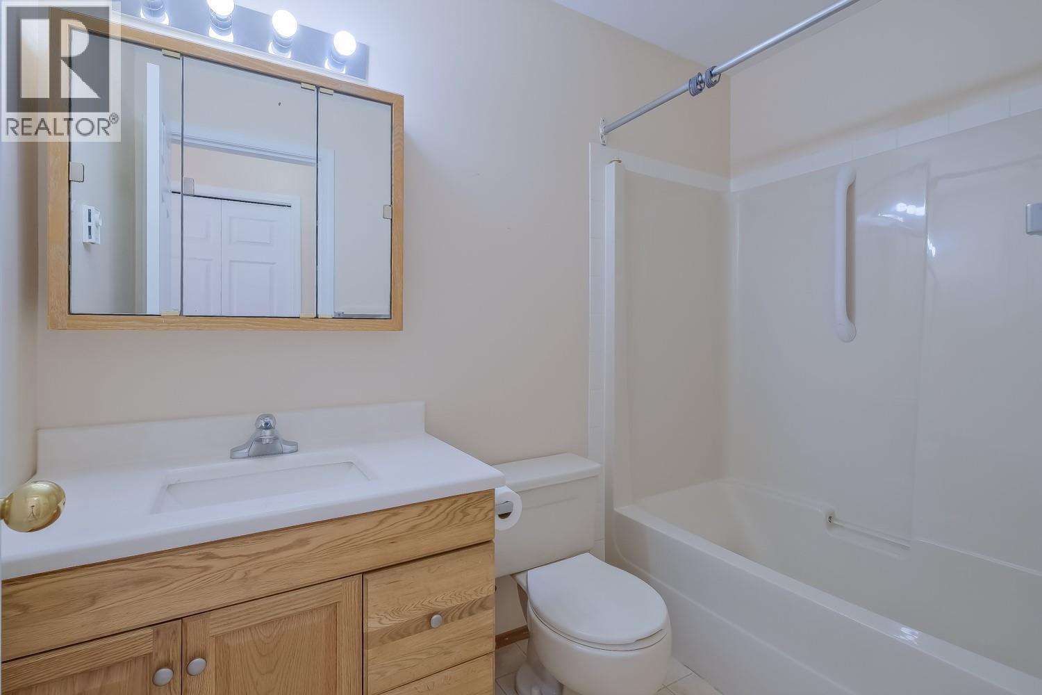 130 Abbott Street Unit# 211, Penticton, British Columbia  V2A 8P3 - Photo 13 - 10382935