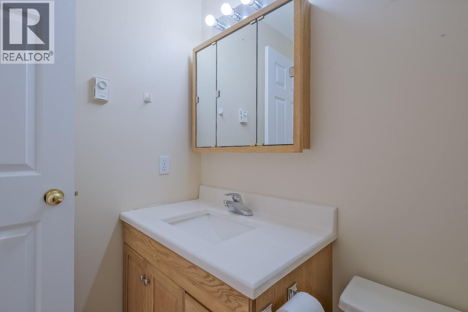 130 Abbott Street Unit# 211, Penticton, British Columbia  V2A 8P3 - Photo 15 - 10382935