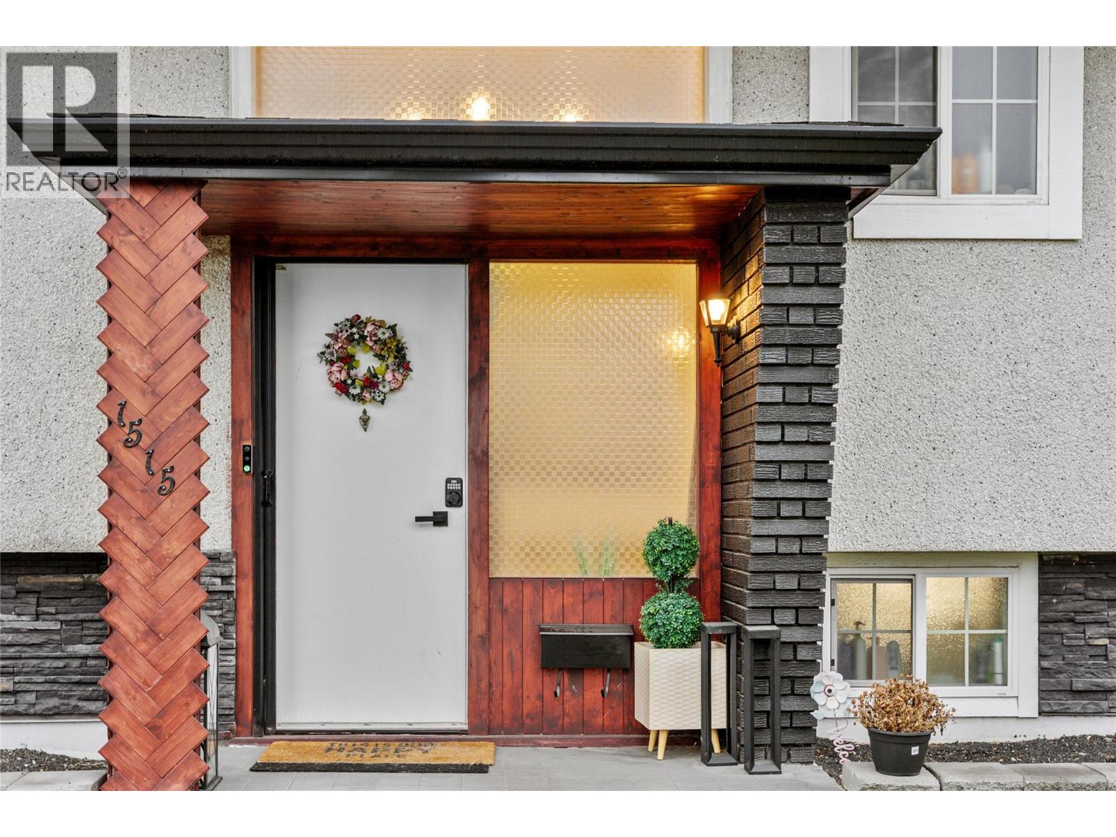 1515 Robinson Crescent, Kamloops, British Columbia  V2C 3J2 - Photo 2 - 10382917