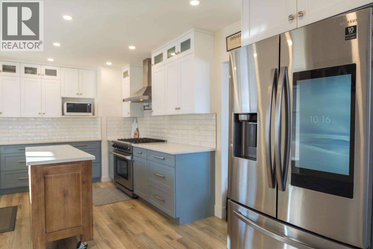 1515 Robinson Crescent, Kamloops, British Columbia  V2C 3J2 - Photo 8 - 10382917