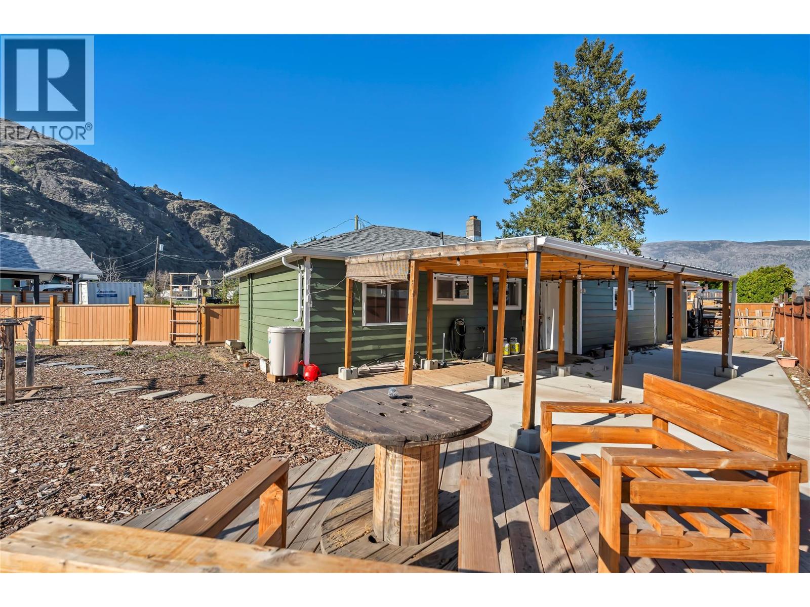 5900 Shamrock Place, Oliver, British Columbia  V0H 1T6 - Photo 19 - 10382804