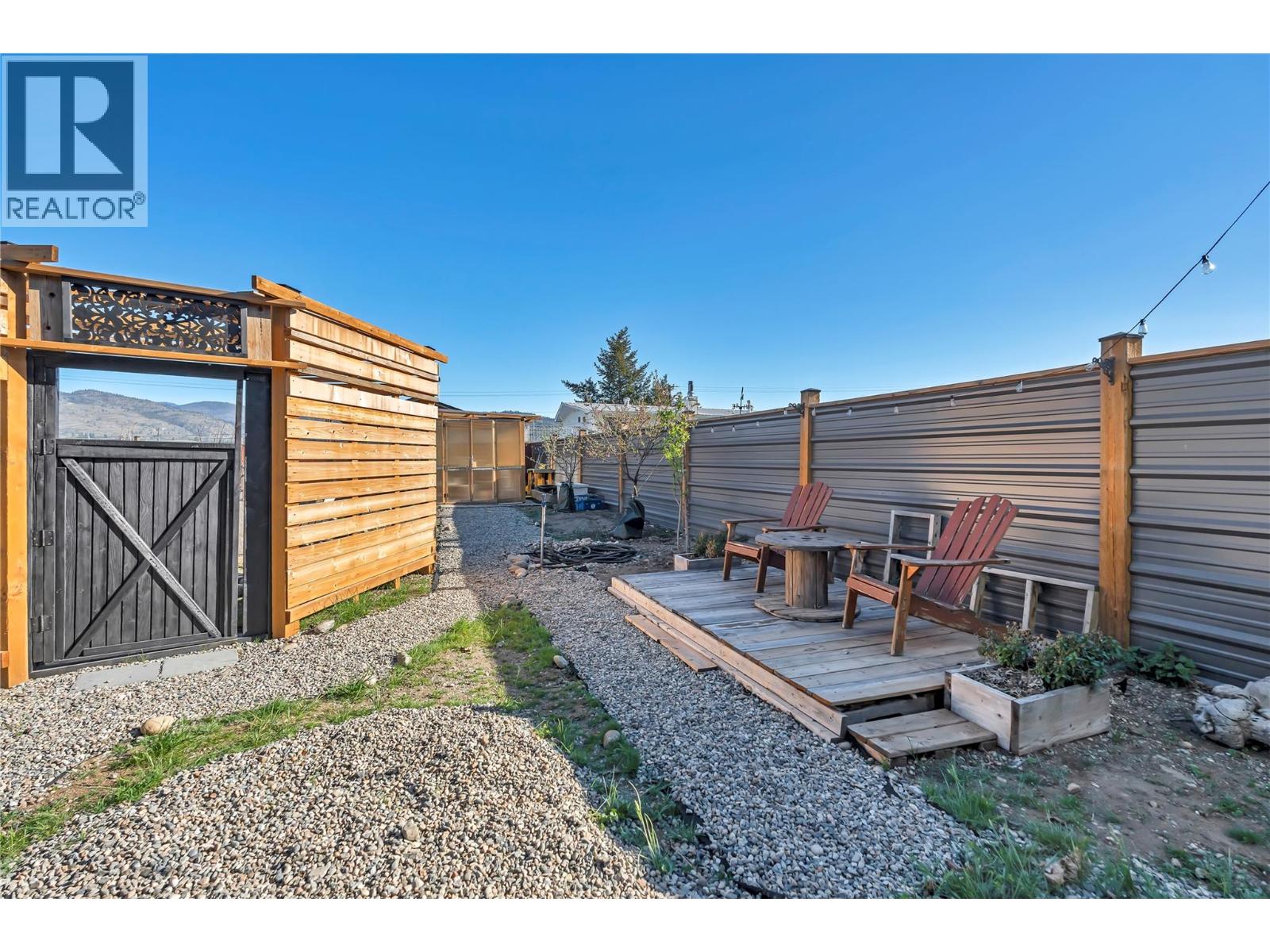 5900 Shamrock Place, Oliver, British Columbia  V0H 1T6 - Photo 6 - 10382804