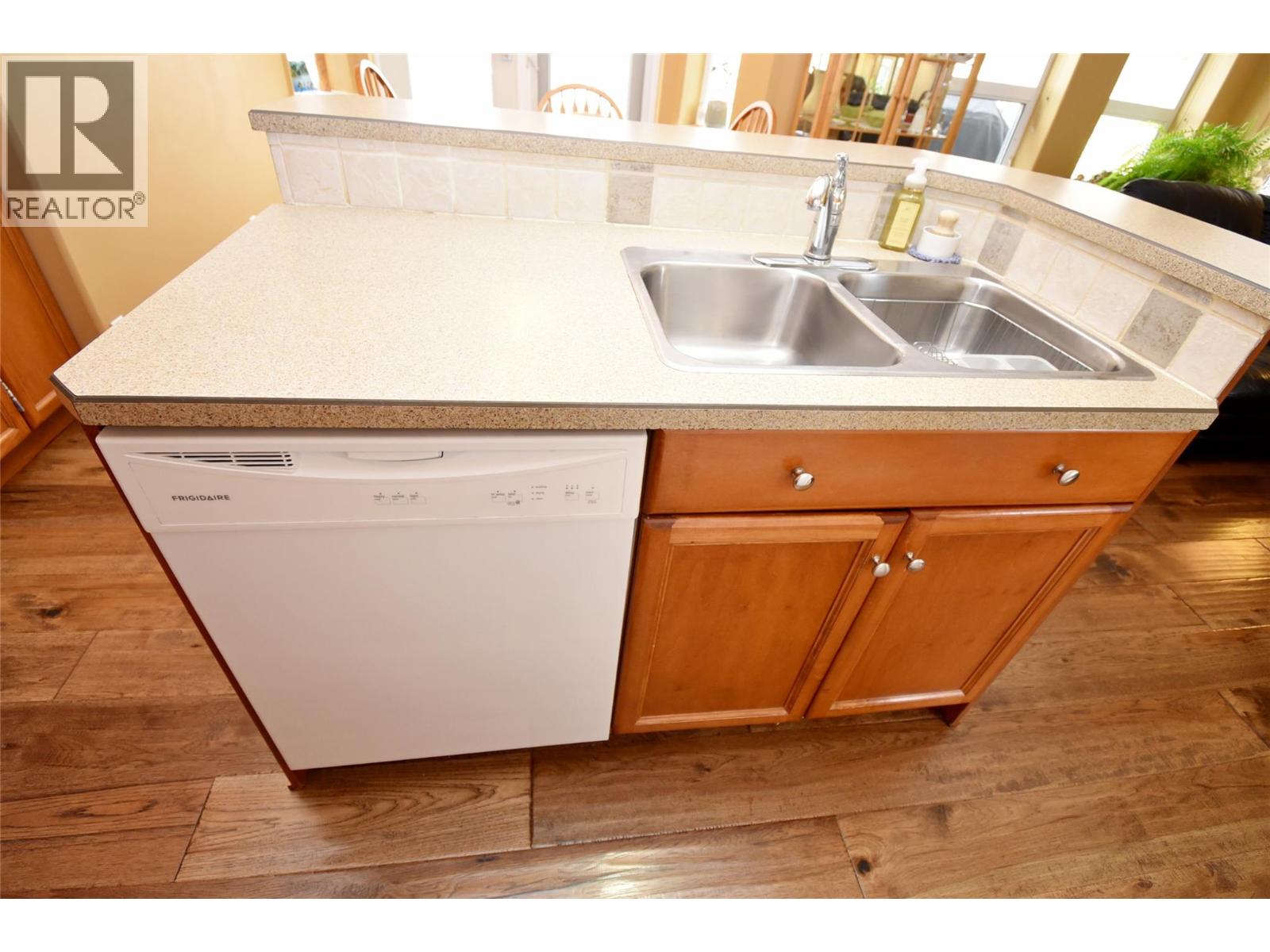 1936 Grandview Avenue, Lumby, British Columbia  V0E 2G0 - Photo 21 - 10382511