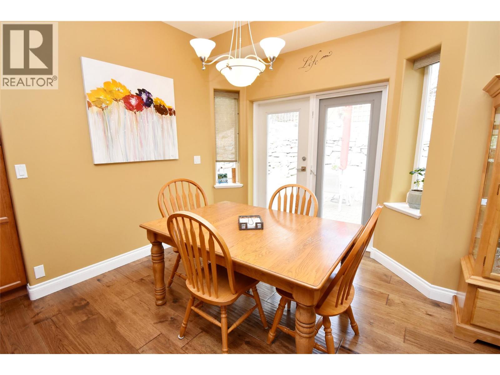 1936 Grandview Avenue, Lumby, British Columbia  V0E 2G0 - Photo 27 - 10382511