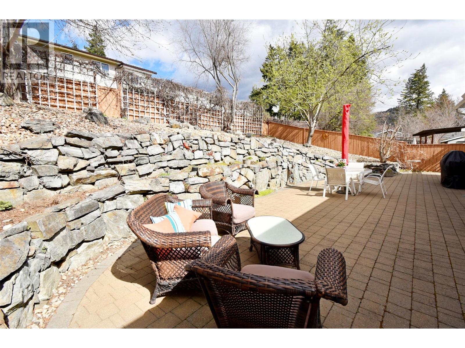 1936 Grandview Avenue, Lumby, British Columbia  V0E 2G0 - Photo 33 - 10382511