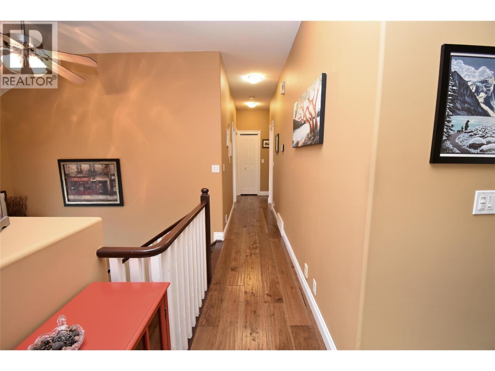 1936 Grandview Avenue, Lumby, British Columbia  V0E 2G0 - Photo 35 - 10382511