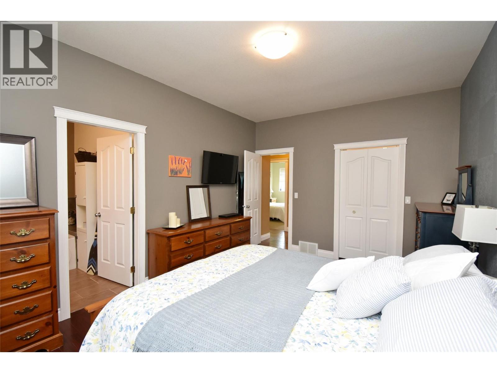 1936 Grandview Avenue, Lumby, British Columbia  V0E 2G0 - Photo 40 - 10382511