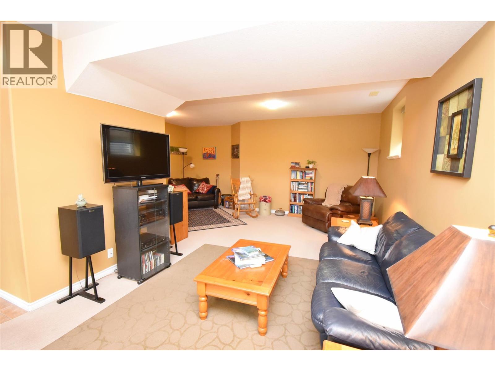 1936 Grandview Avenue, Lumby, British Columbia  V0E 2G0 - Photo 53 - 10382511