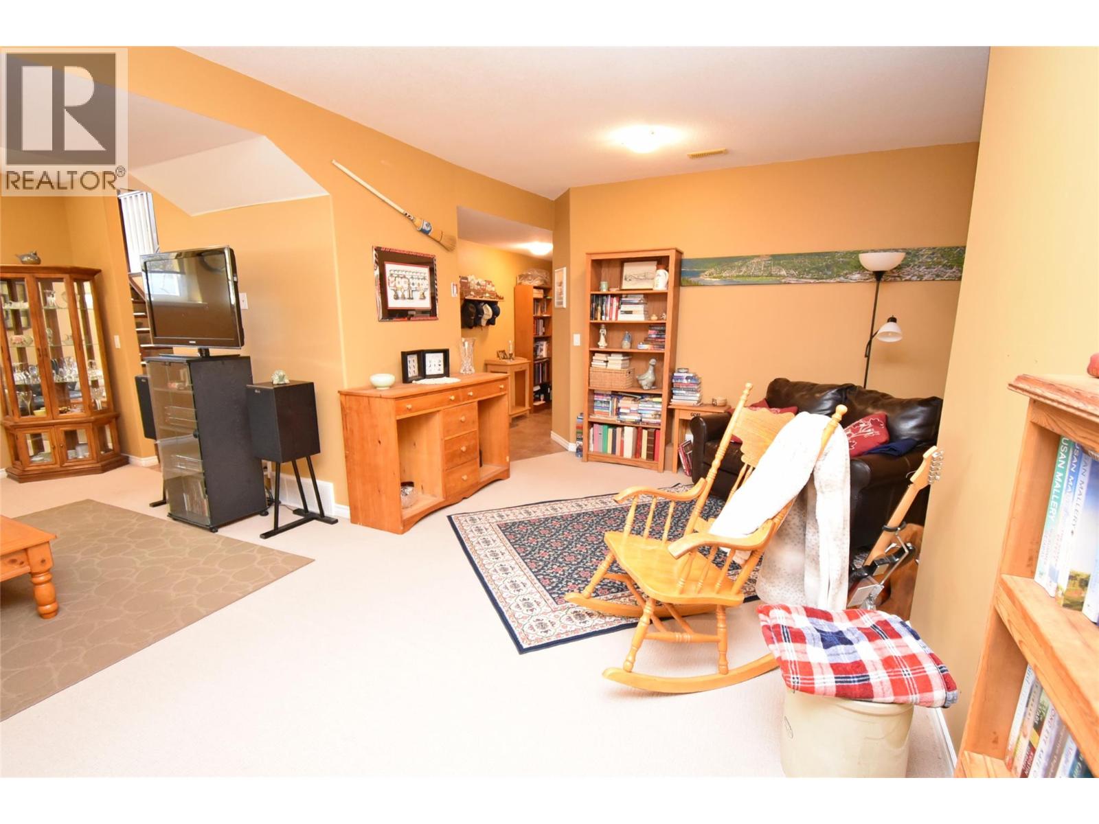 1936 Grandview Avenue, Lumby, British Columbia  V0E 2G0 - Photo 55 - 10382511