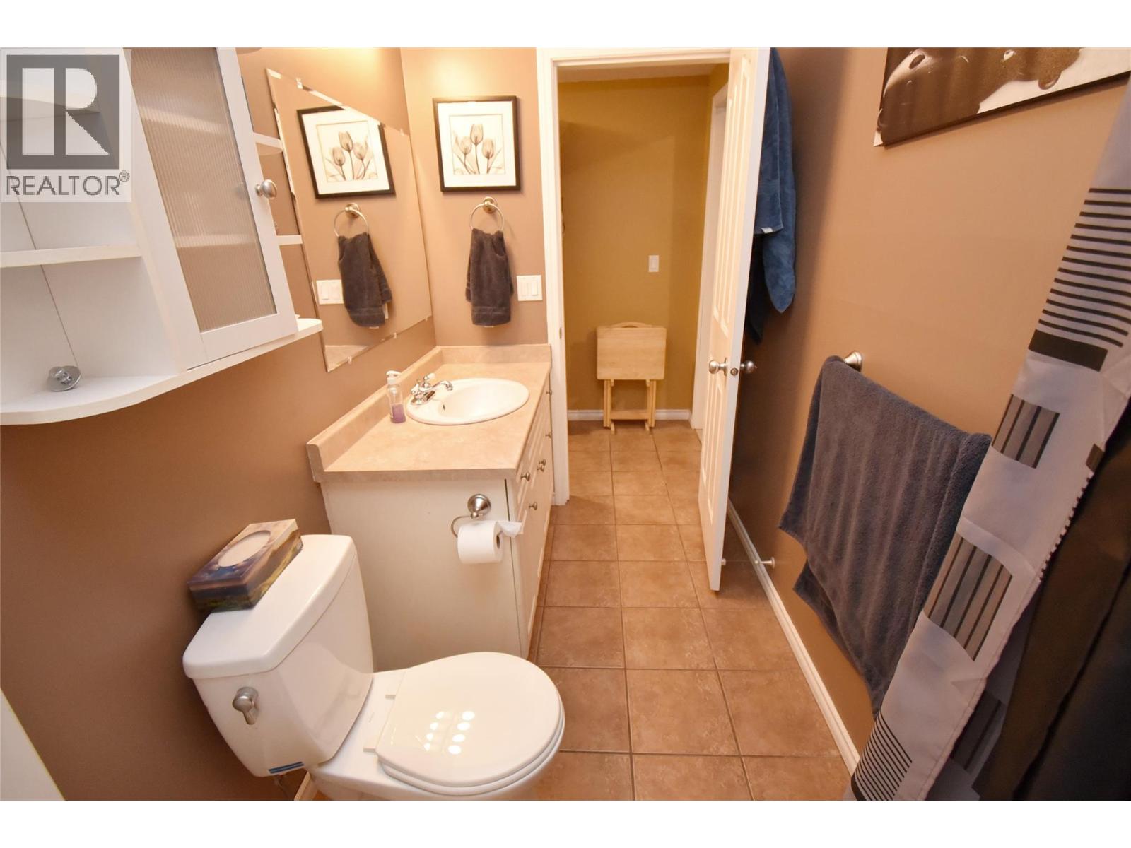 1936 Grandview Avenue, Lumby, British Columbia  V0E 2G0 - Photo 63 - 10382511