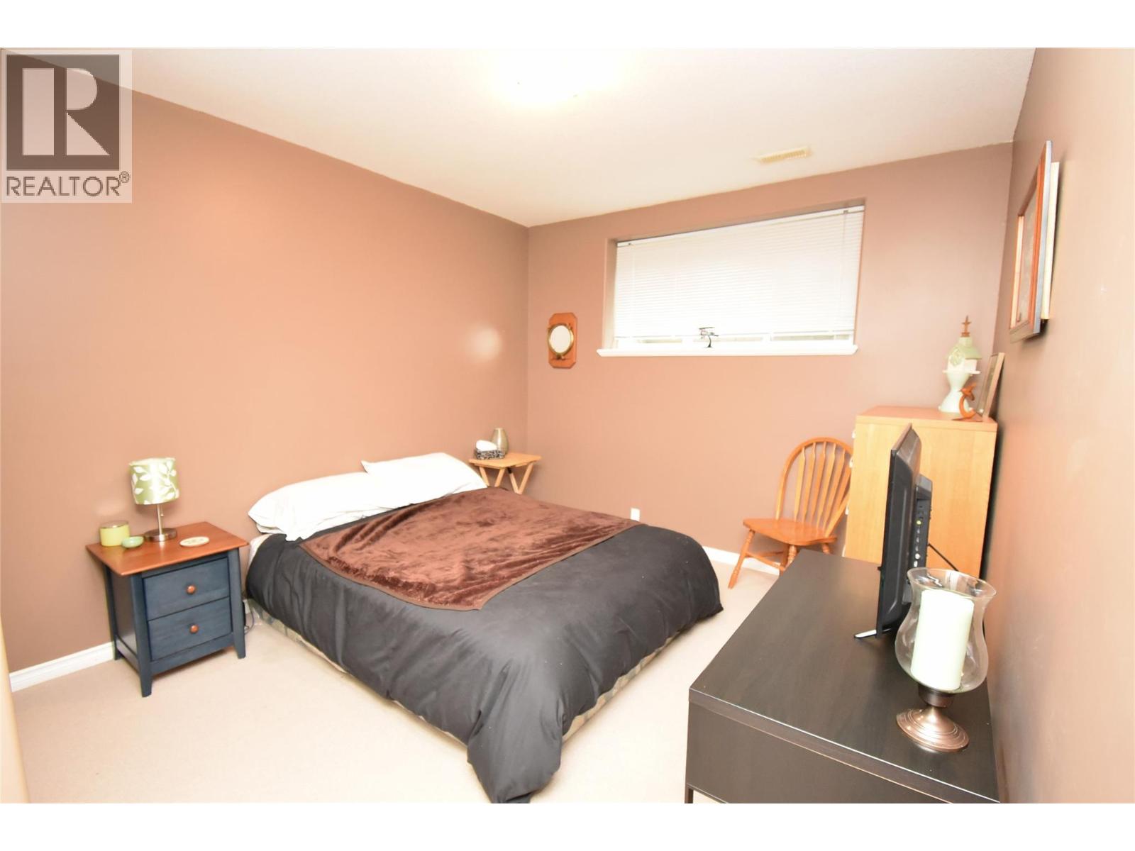 1936 Grandview Avenue, Lumby, British Columbia  V0E 2G0 - Photo 64 - 10382511