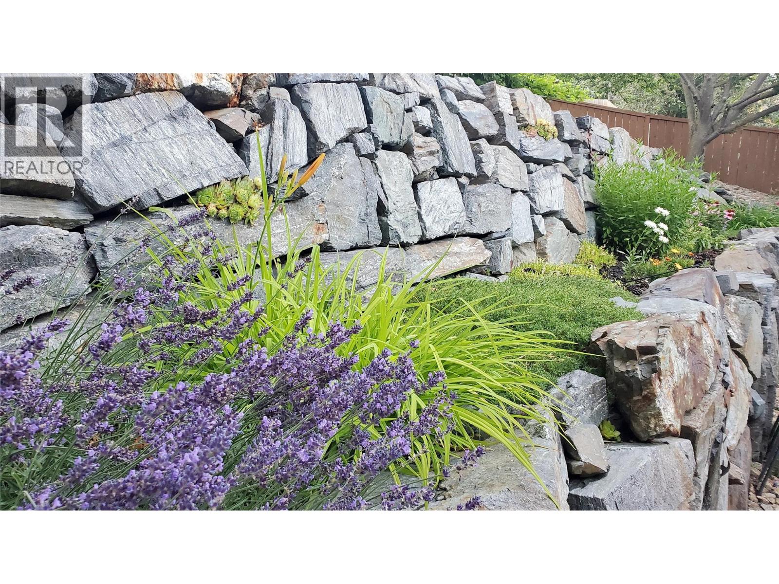 1936 Grandview Avenue, Lumby, British Columbia  V0E 2G0 - Photo 80 - 10382511