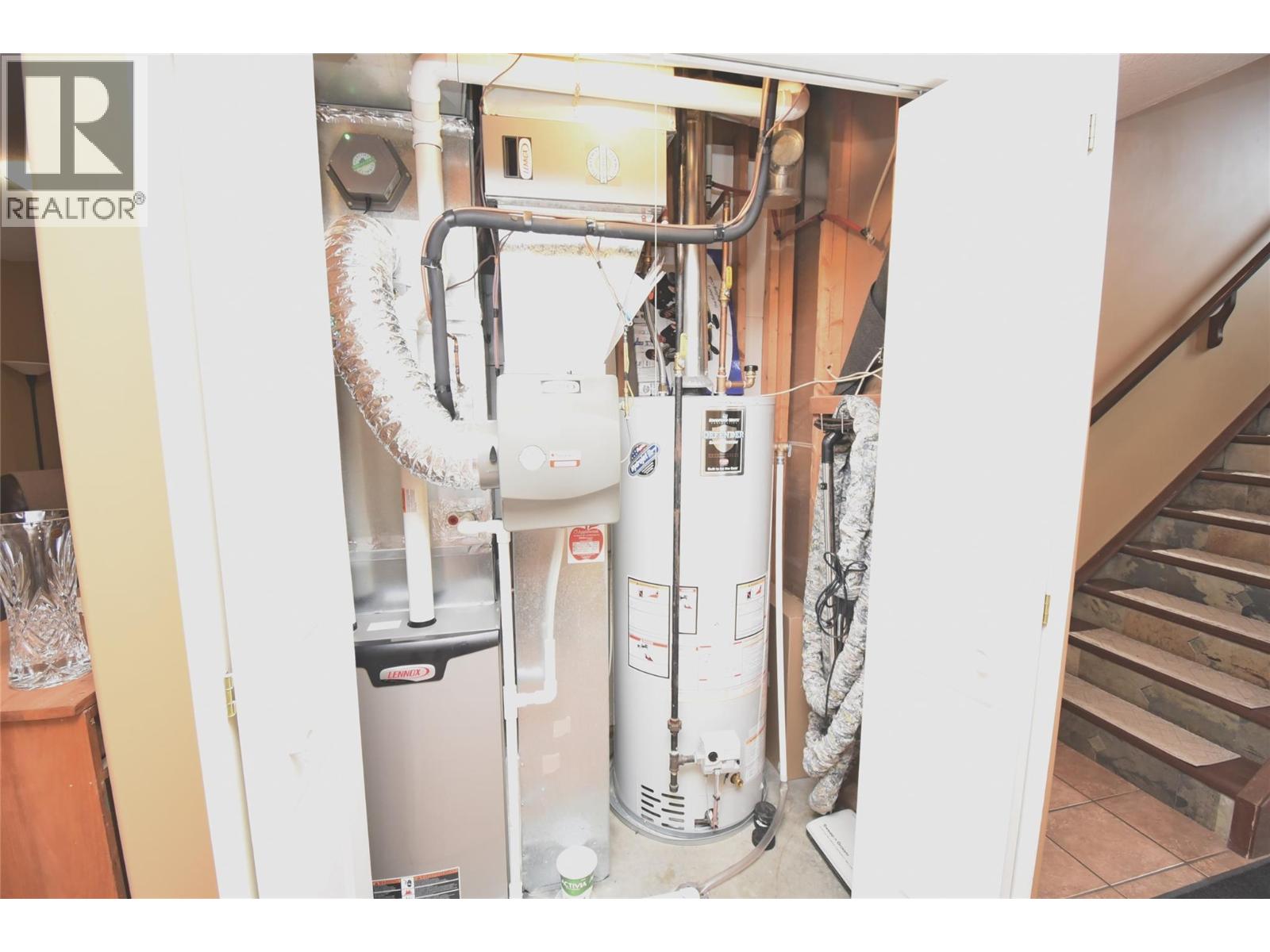 1936 Grandview Avenue, Lumby, British Columbia  V0E 2G0 - Photo 83 - 10382511