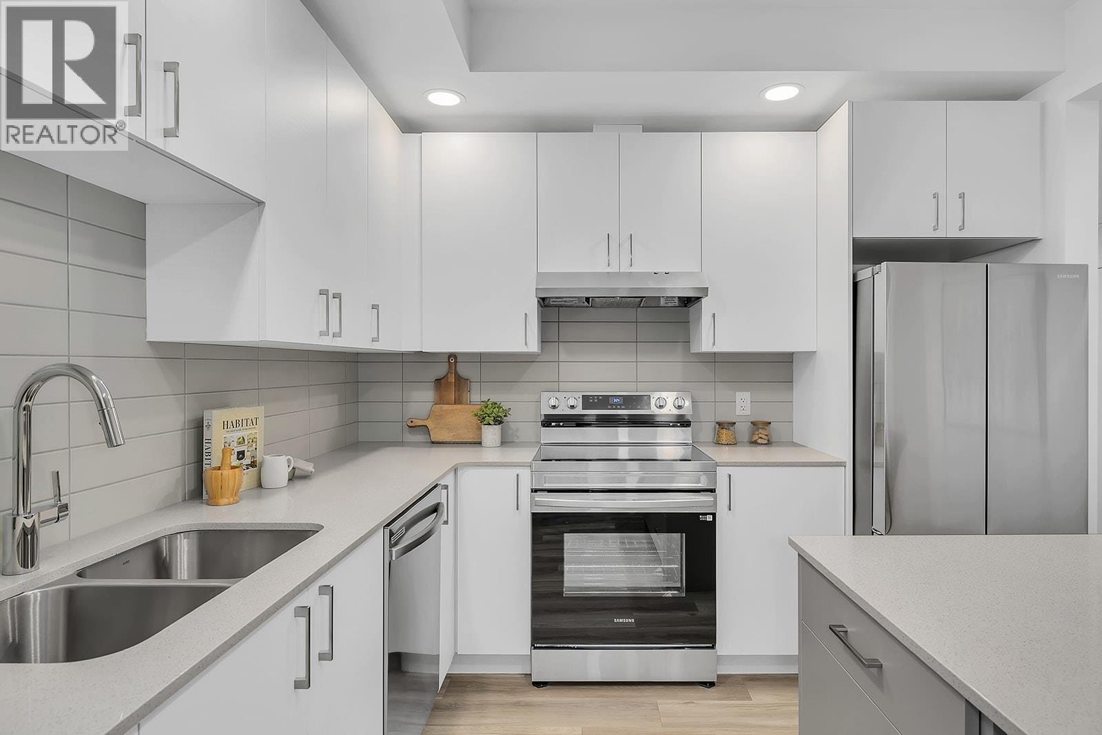 1057 Frost Road Unit# 217, Kelowna, British Columbia  V1W 0G7 - Photo 6 - 10381976