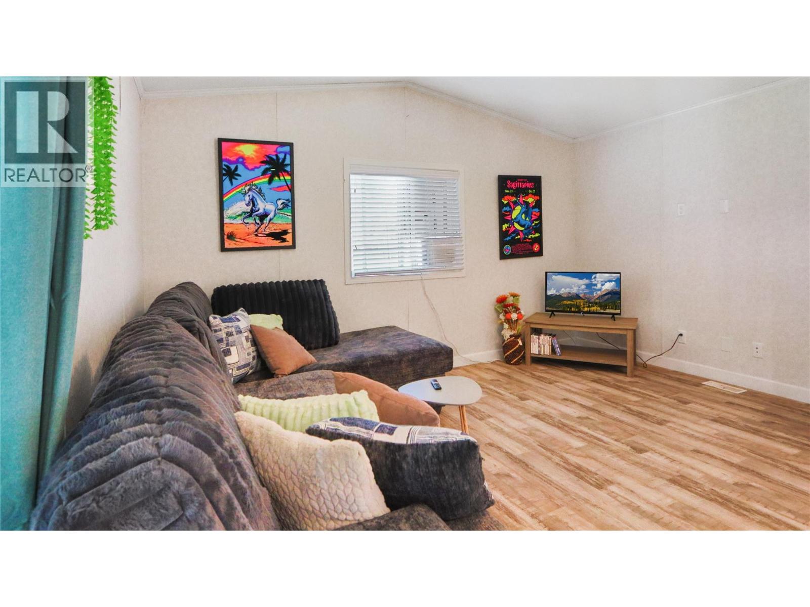 5630 Burton Road, Bridesville, British Columbia  V0H 1Y0 - Photo 19 - 10382906