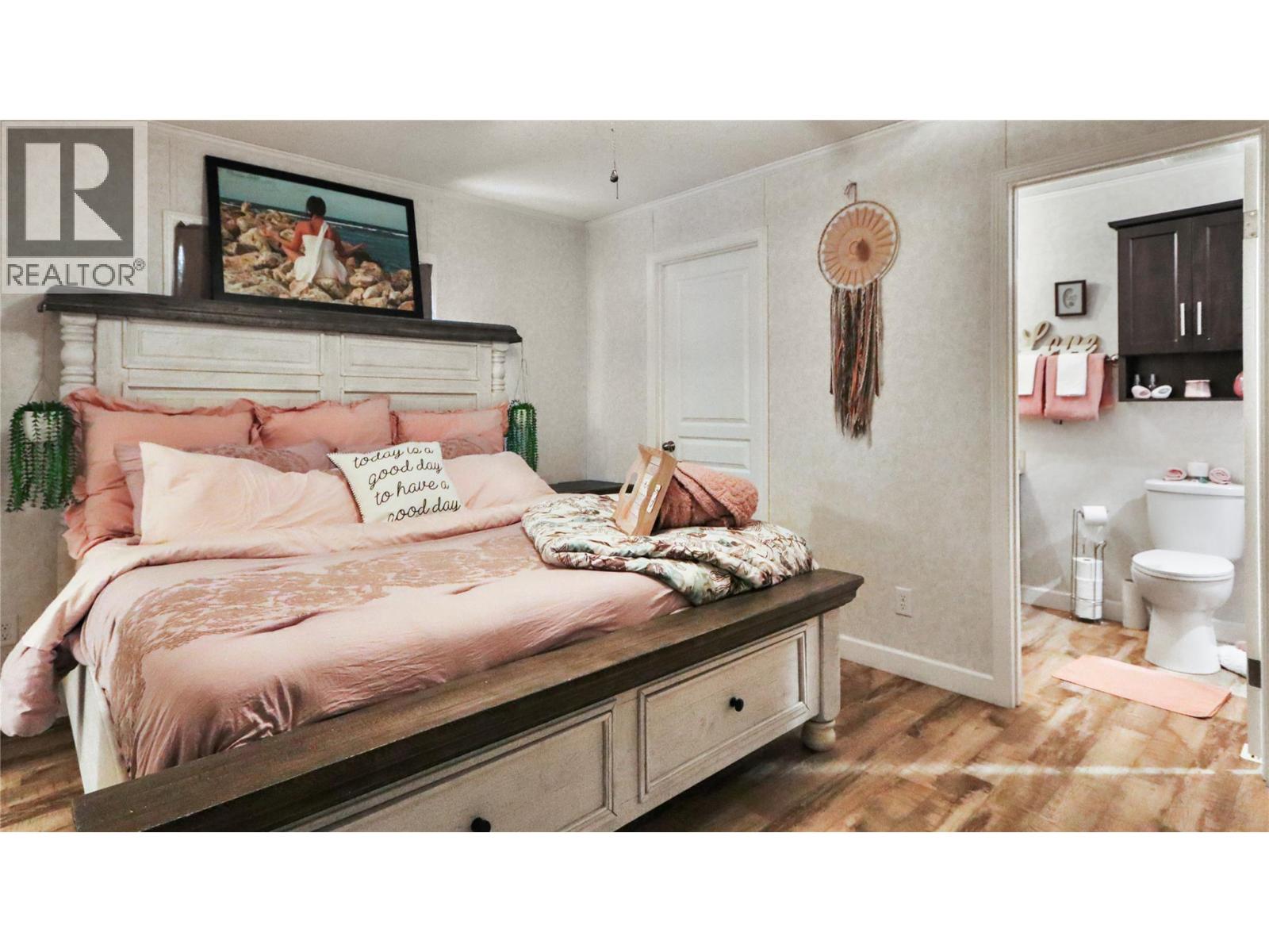 5630 Burton Road, Bridesville, British Columbia  V0H 1Y0 - Photo 21 - 10382906