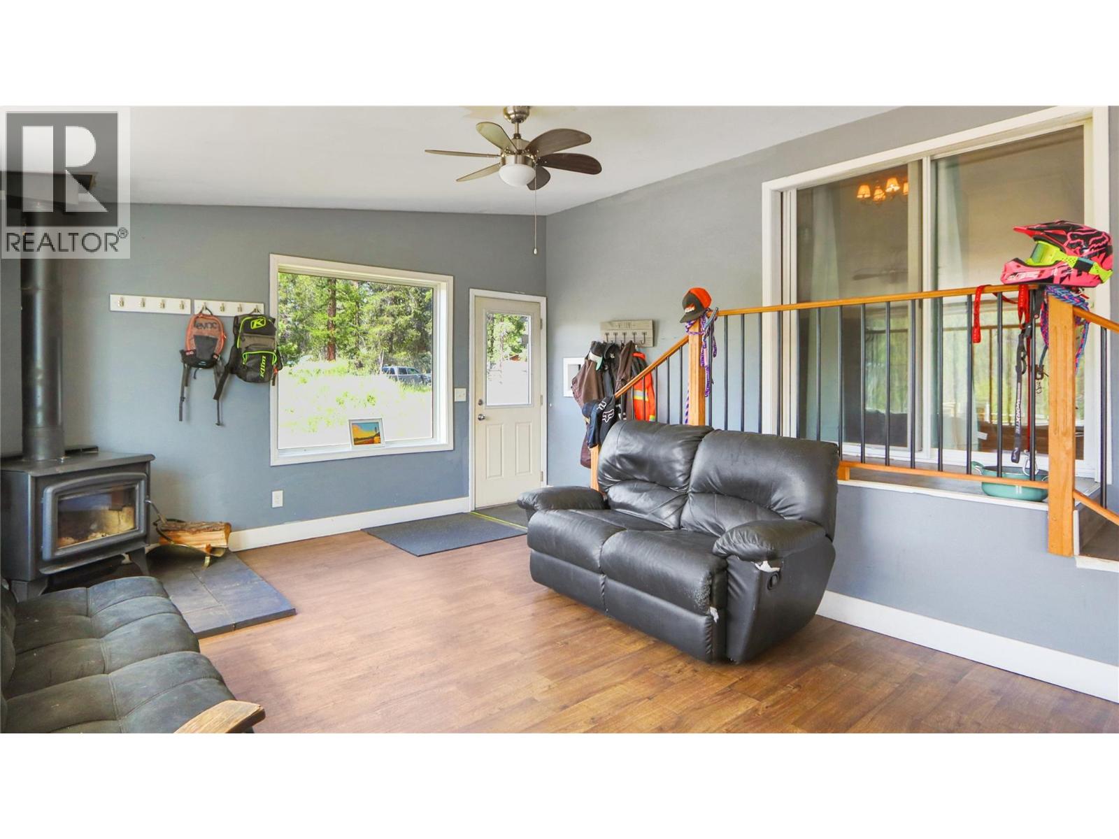 5630 Burton Road, Bridesville, British Columbia  V0H 1Y0 - Photo 27 - 10382906