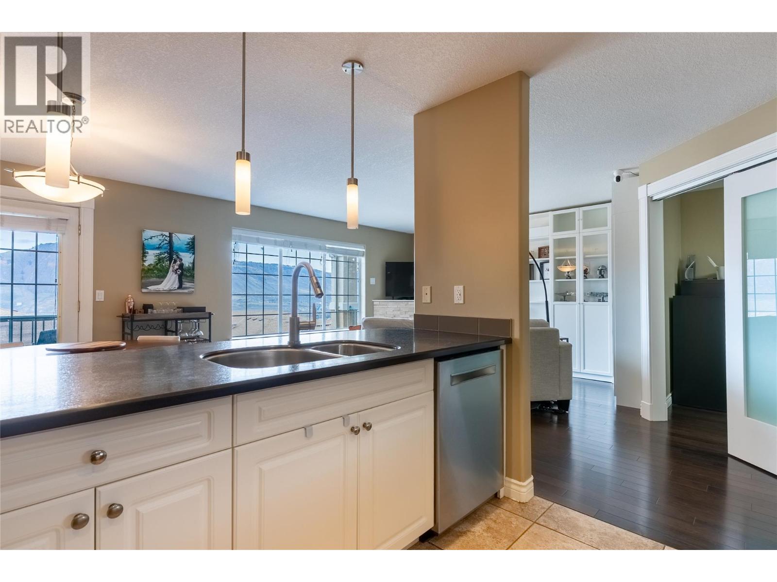 875 Sahali Terrace Unit# 307, Kamloops, British Columbia  V2C 6W8 - Photo 8 - 10380308