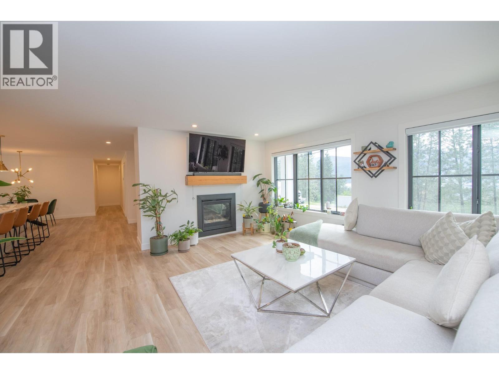 16515 Commonage Road, Lake Country, British Columbia  V4V 1B3 - Photo 4 - 10382758