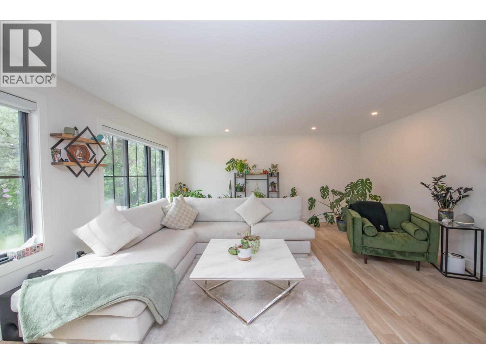 16515 Commonage Road, Lake Country, British Columbia  V4V 1B3 - Photo 6 - 10382758