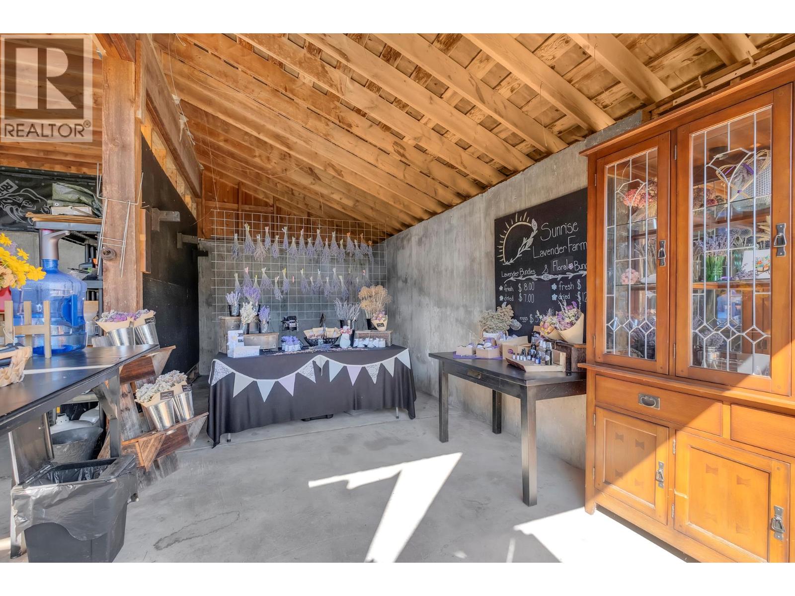 5770 Learmouth Road, Coldstream, British Columbia  V1B 3E6 - Photo 31 - 10382589