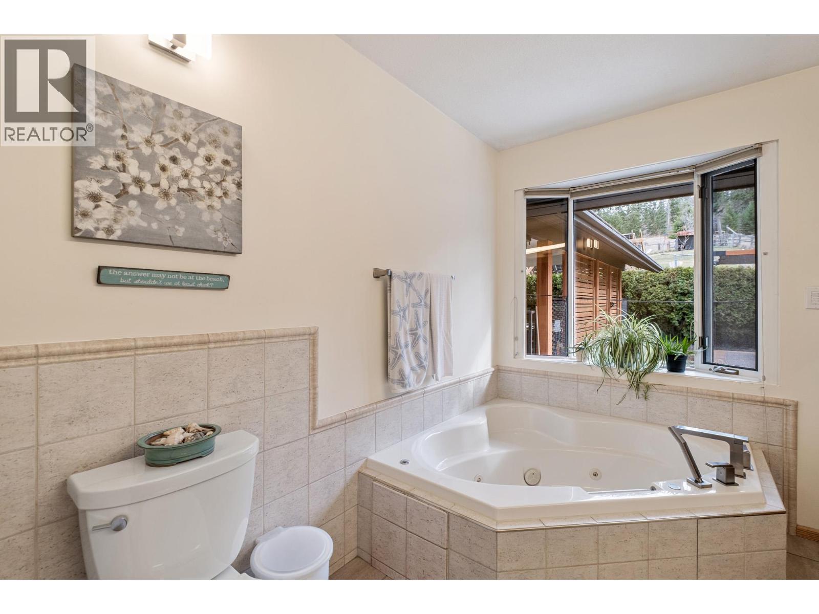 5770 Learmouth Road, Coldstream, British Columbia  V1B 3E6 - Photo 35 - 10382587