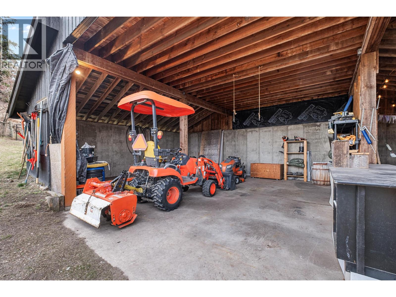 5770 Learmouth Road, Coldstream, British Columbia  V1B 3E6 - Photo 80 - 10382587