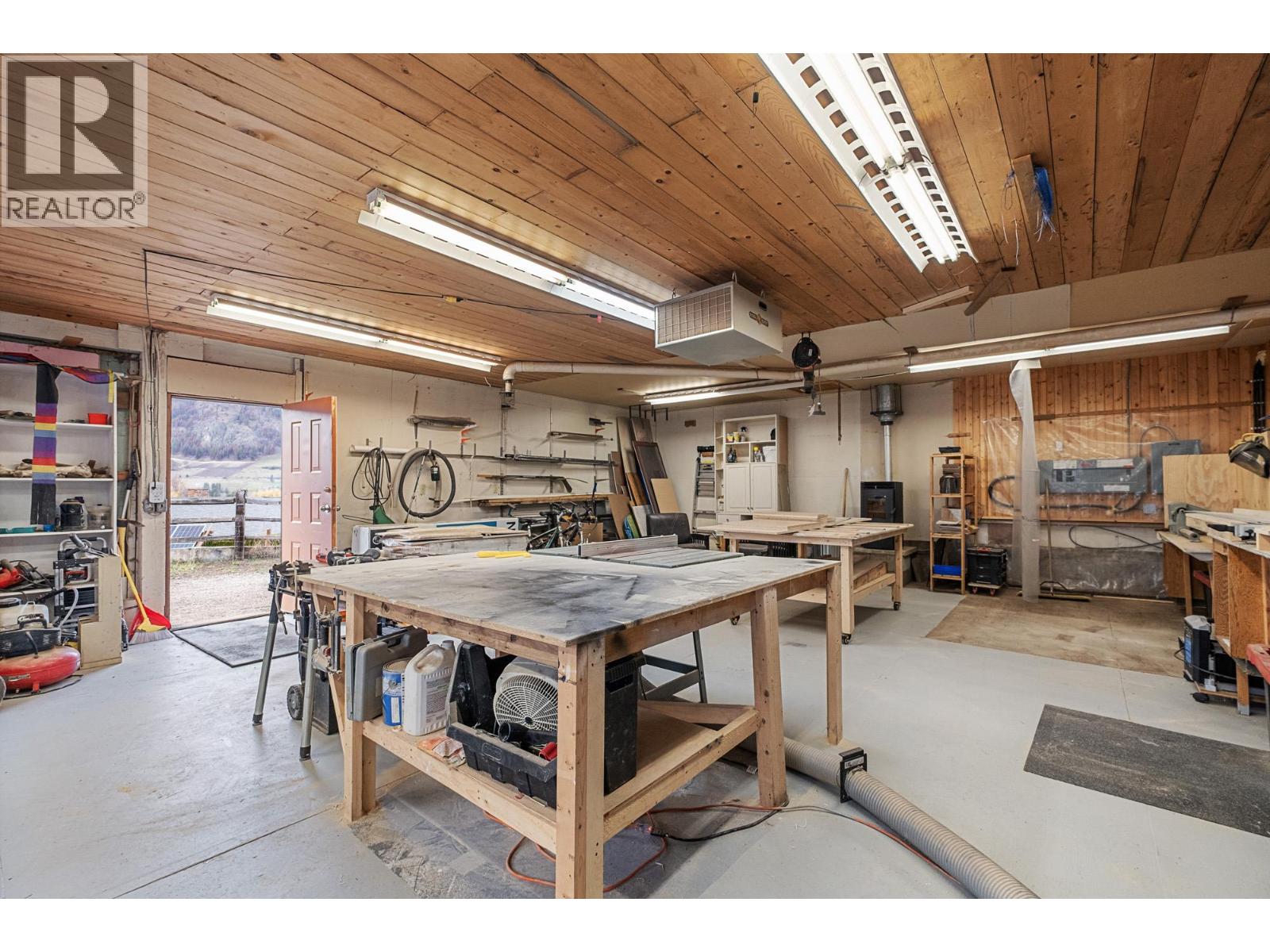 5770 Learmouth Road, Coldstream, British Columbia  V1B 3E6 - Photo 83 - 10382587