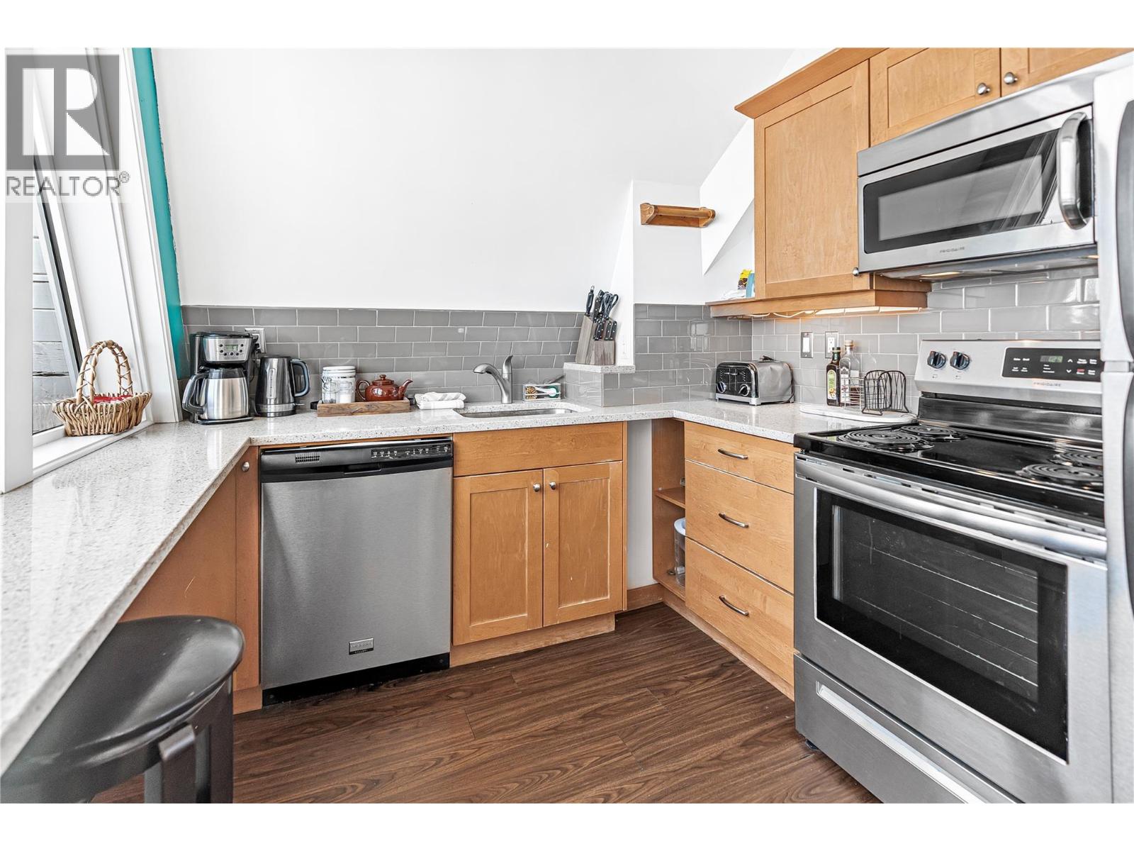 9885 Pinnacles Road Unit# 3, Vernon, British Columbia  V1B 3M1 - Photo 9 - 10382531