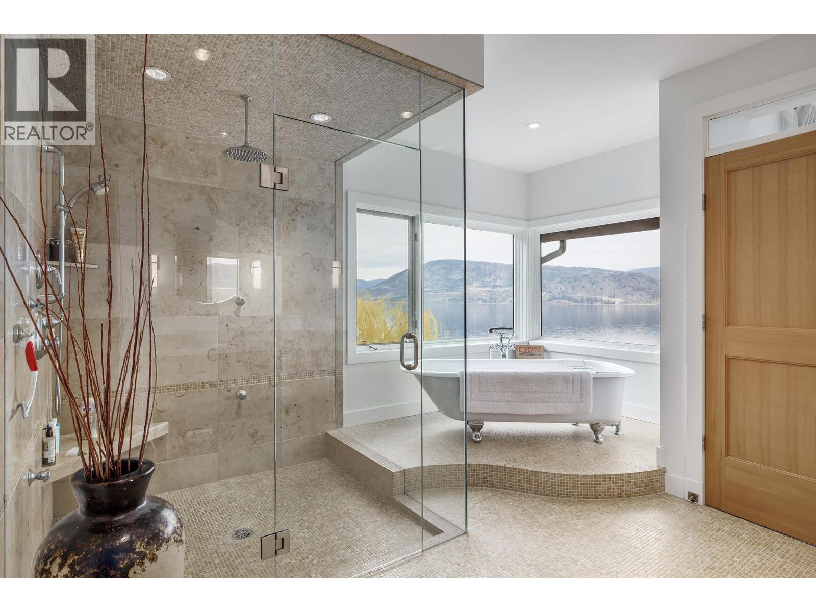 6850 Lakeshore Road, Kelowna, British Columbia  V1W 4J5 - Photo 10 - 10382735