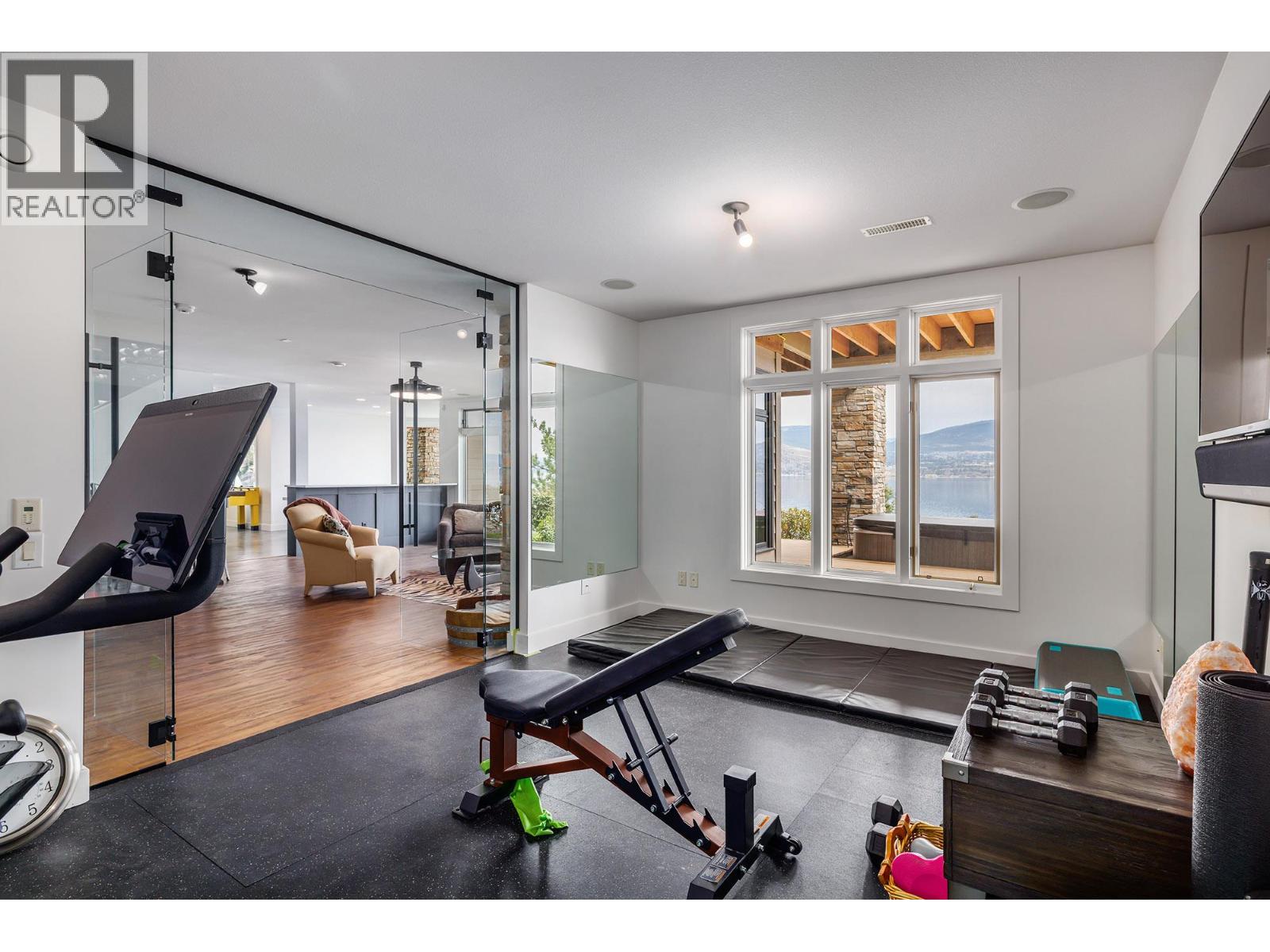 6850 Lakeshore Road, Kelowna, British Columbia  V1W 4J5 - Photo 14 - 10382735