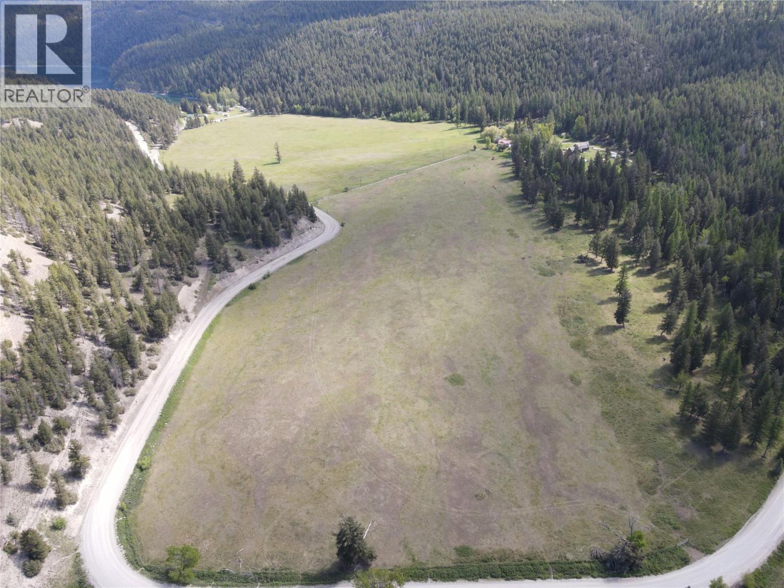 5888 Lazy Lake Road, Wasa, British Columbia  V0B 2K0 - Photo 12 - 10382580