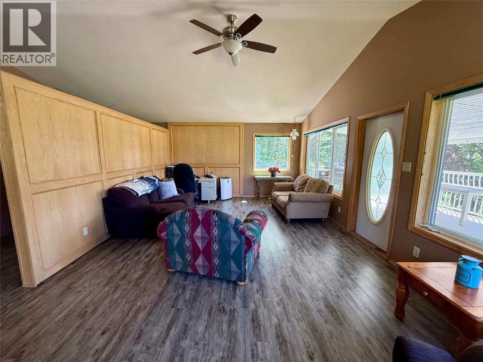 5888 Lazy Lake Road, Wasa, British Columbia  V0B 2K0 - Photo 17 - 10382580